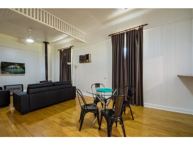 1 Moffatt Street, North Toowoomba QLD 4350