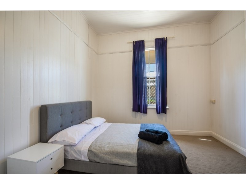 1 Moffatt Street, North Toowoomba QLD 4350