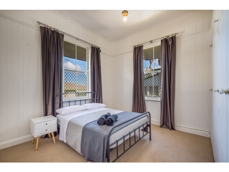 1 Moffatt Street, North Toowoomba QLD 4350