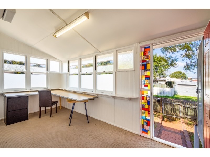 1 Moffatt Street, North Toowoomba QLD 4350