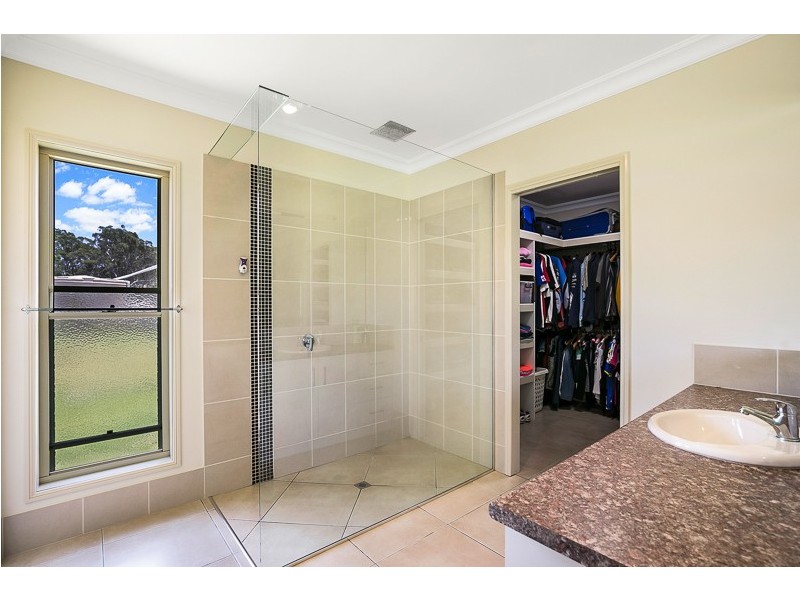 33 Wyreema Road, Drayton QLD 4350