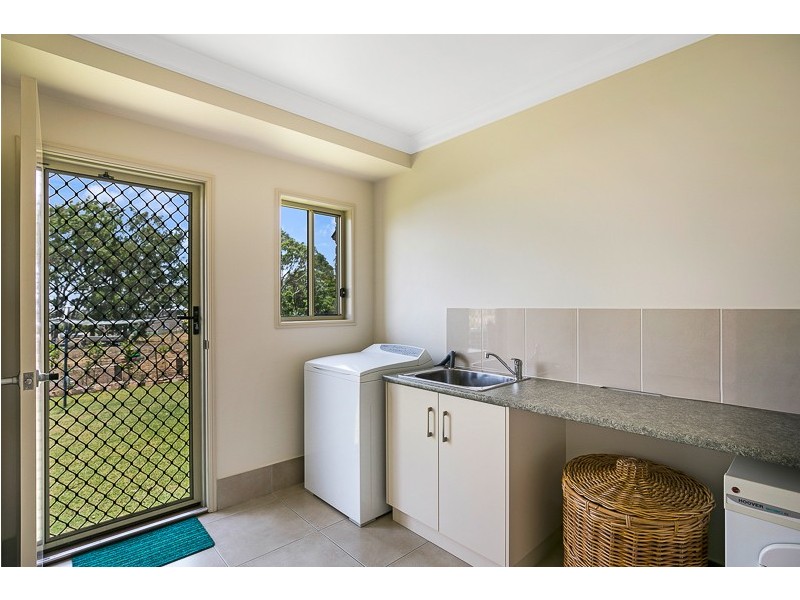 33 Wyreema Road, Drayton QLD 4350