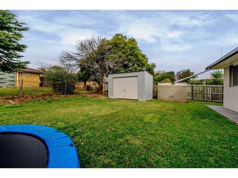 3/4 Gunn Street, Kearneys Spring QLD 4350
