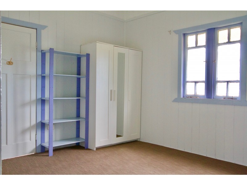 262 North Street, Rockville QLD 4350