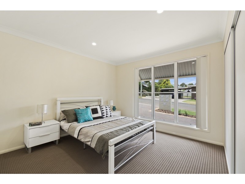 5/8 Brim Street, Newtown QLD 4350