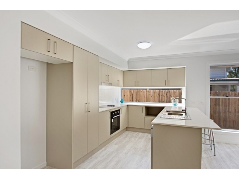 1/100a James Street, South Toowoomba QLD 4350