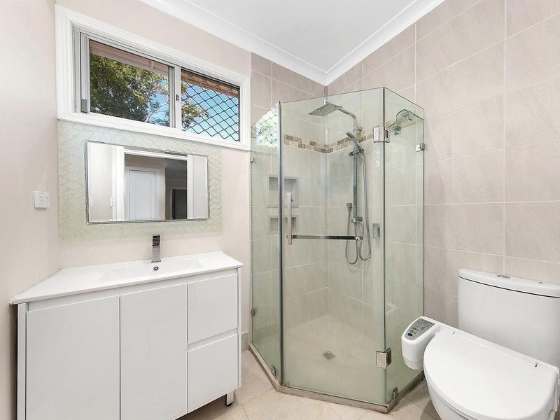 6a Bothwell Street, Newtown QLD 4350