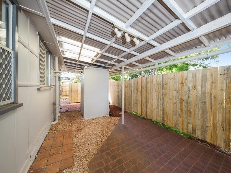 6a Bothwell Street, Newtown QLD 4350