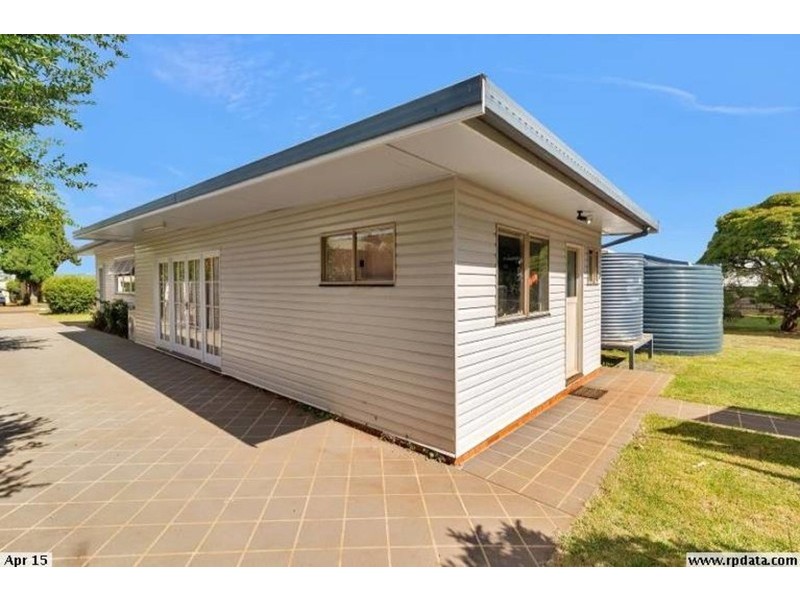 37 Tara Street, Wilsonton QLD 4350