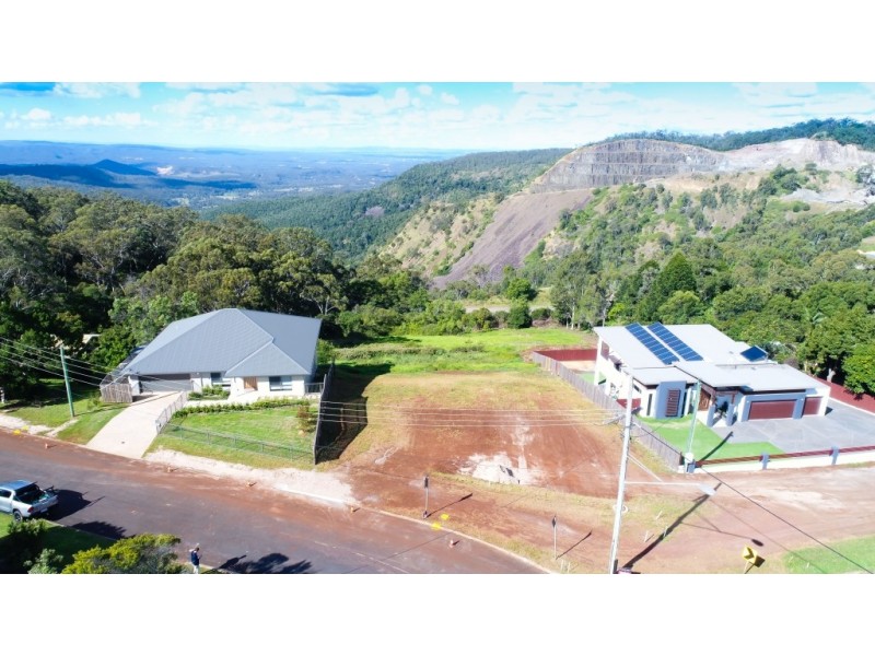 238 New England Highway, Harlaxton QLD 4350