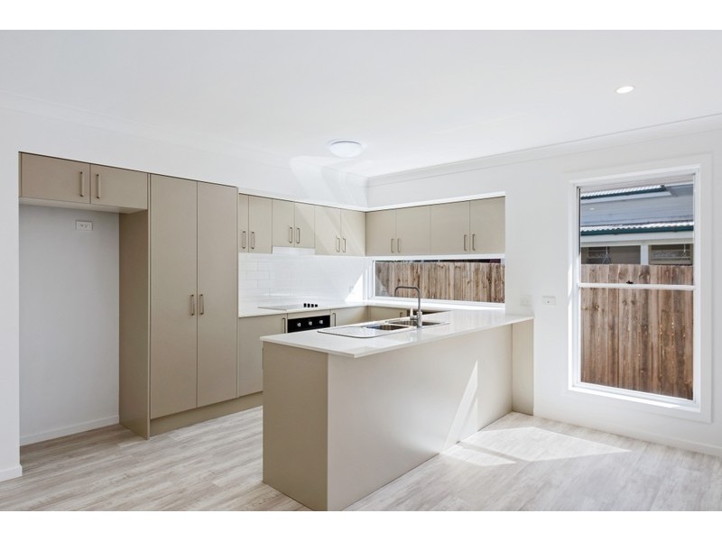 100A James Street, South Toowoomba QLD 4350