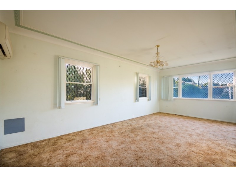 28 Glenvale Road, Harristown QLD 4350