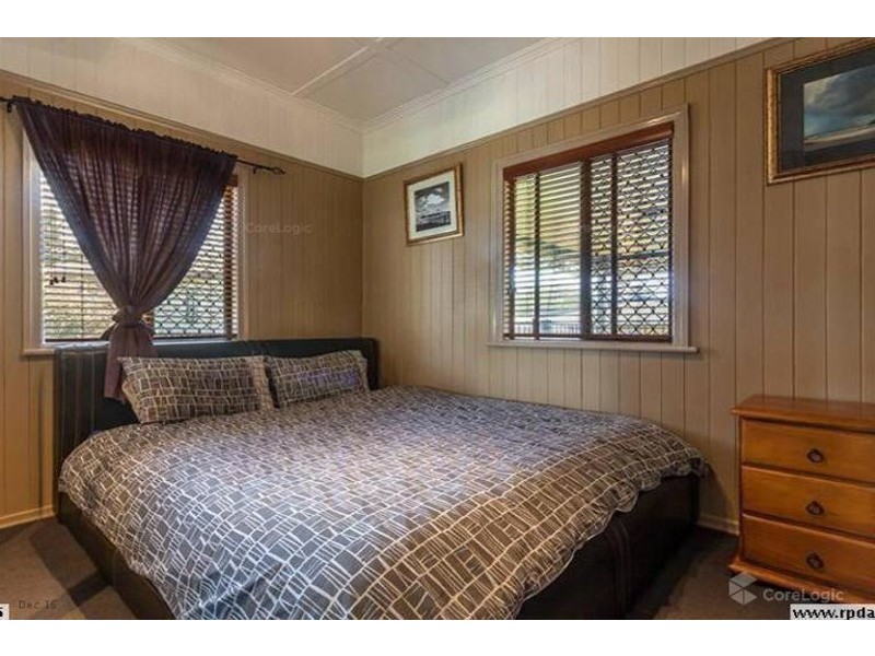 179 Jellicoe Street, Newtown QLD 4350