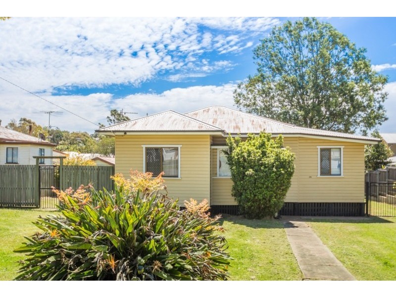 179 Jellicoe Street, Newtown QLD 4350