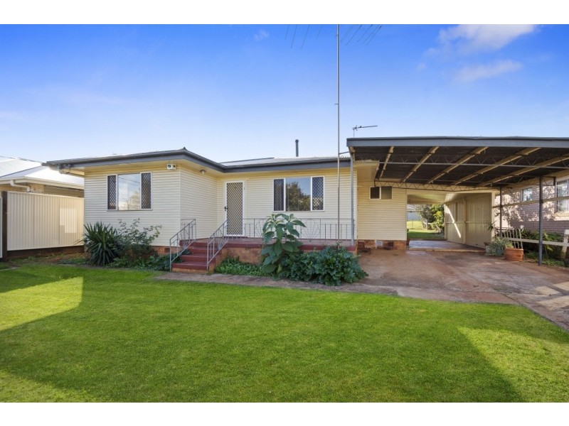 1a Kirra Street, Wilsonton QLD 4350