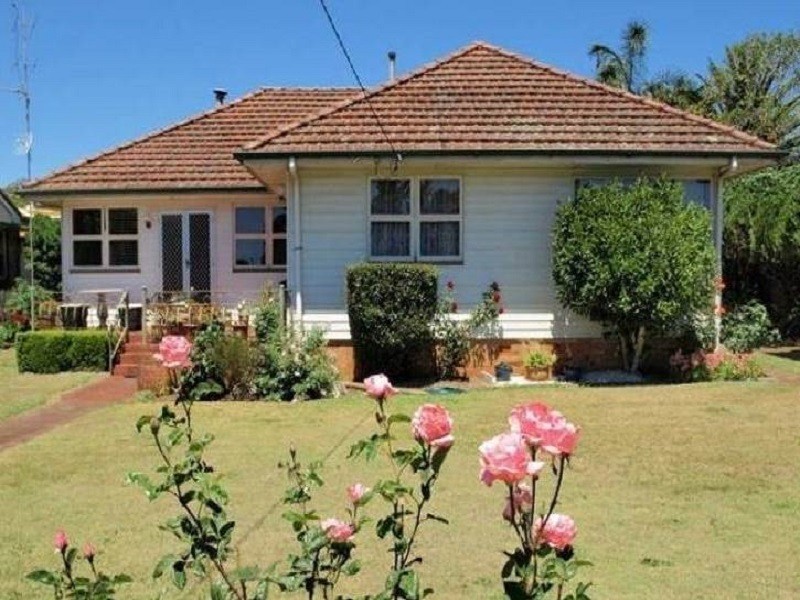 260 James Street, Harristown QLD 4350