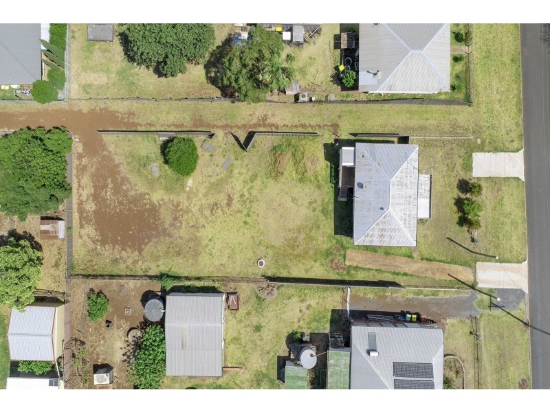 10 Lemnos Street, Harlaxton QLD 4350