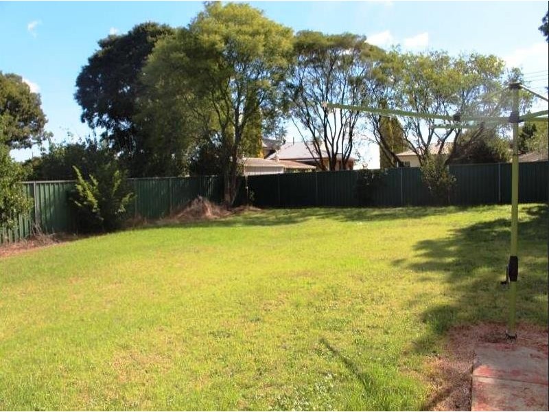 35 Tara Street, Wilsonton QLD 4350