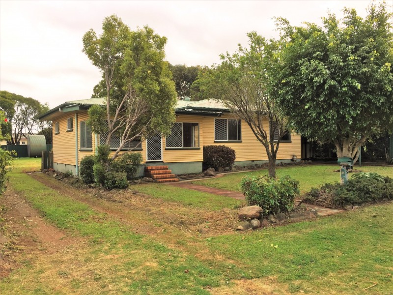 35 Tara Street, Wilsonton QLD 4350