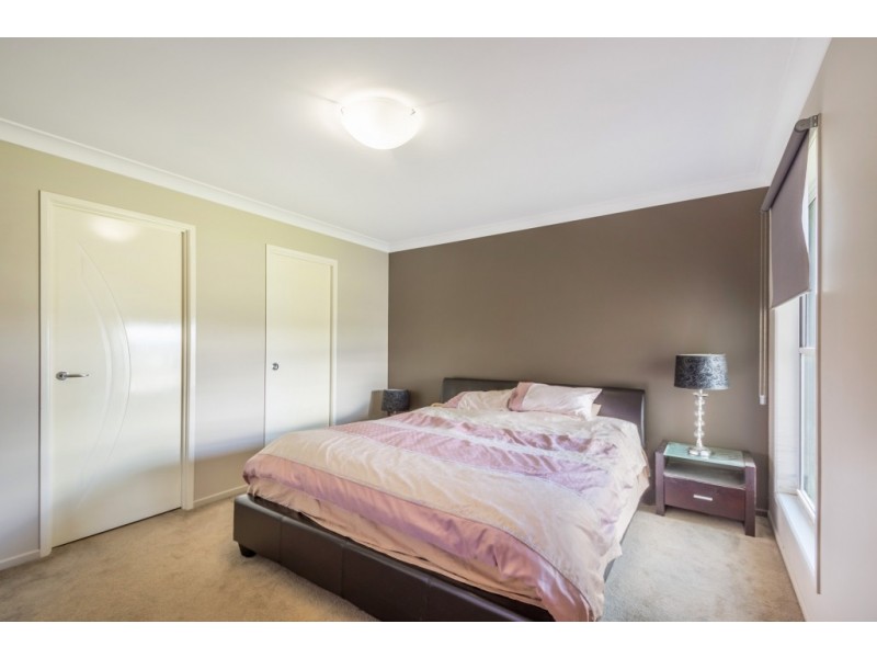 17 Pelling Court, Westbrook QLD 4350
