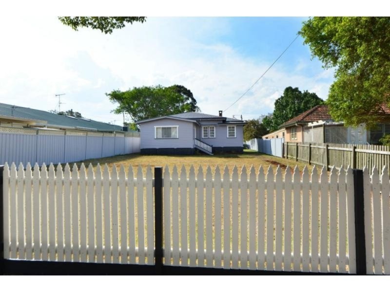 37A Anzac Avenue, Newtown QLD 4350