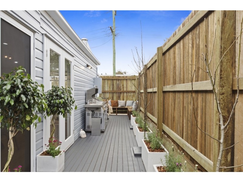 14 John Street, East Toowoomba QLD 4350