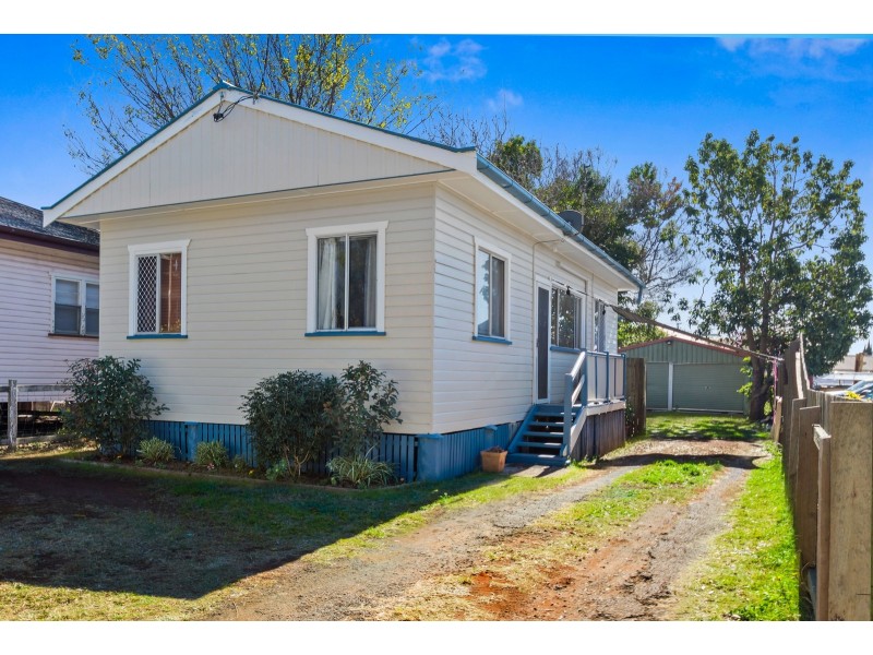 1 Goode, Newtown QLD 4350