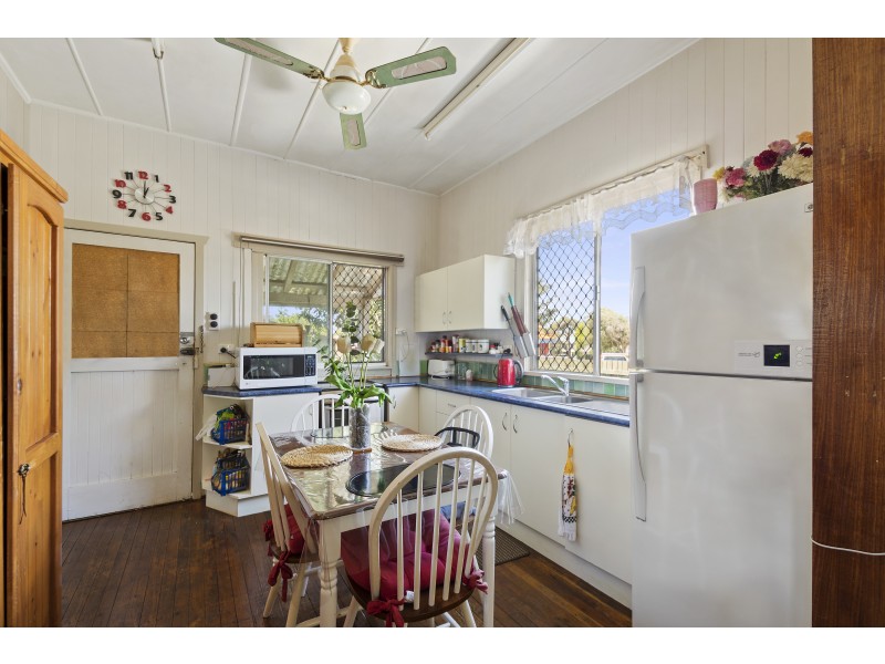 1 Goode, Newtown QLD 4350