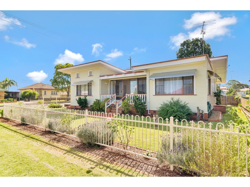 15 Rosina Street, Newtown QLD 4350