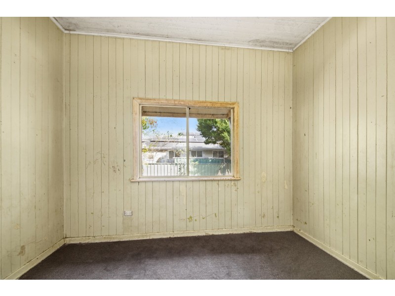 250 Bridge Street, Newtown QLD 4350