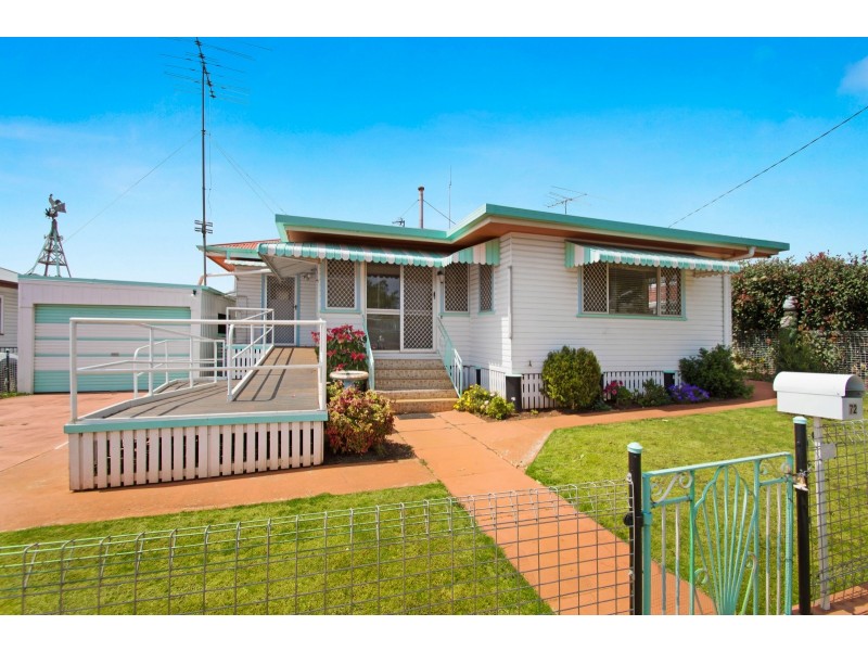 72 Gordon Avenue, Newtown QLD 4350