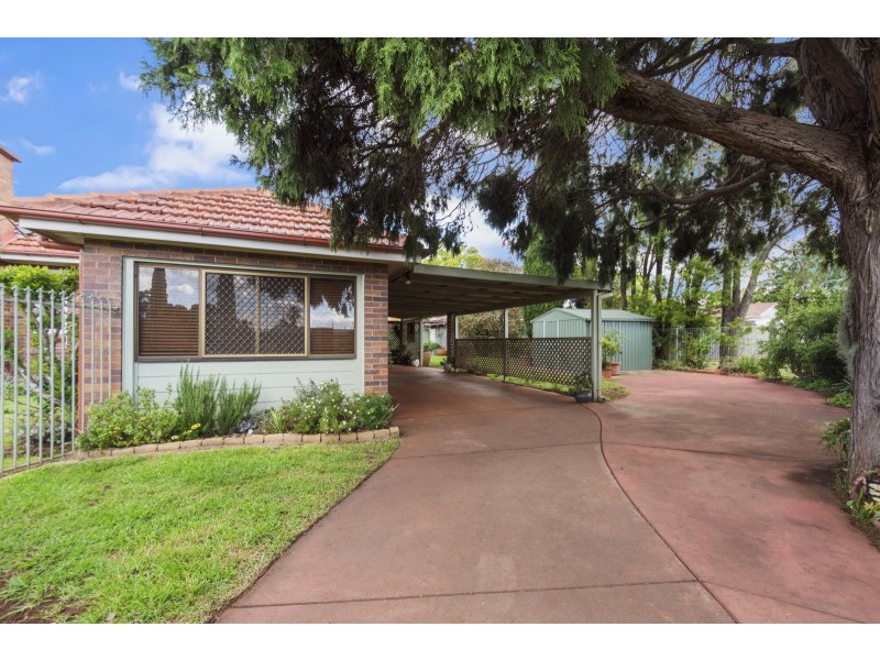 4 Allenby Street, Newtown QLD 4350