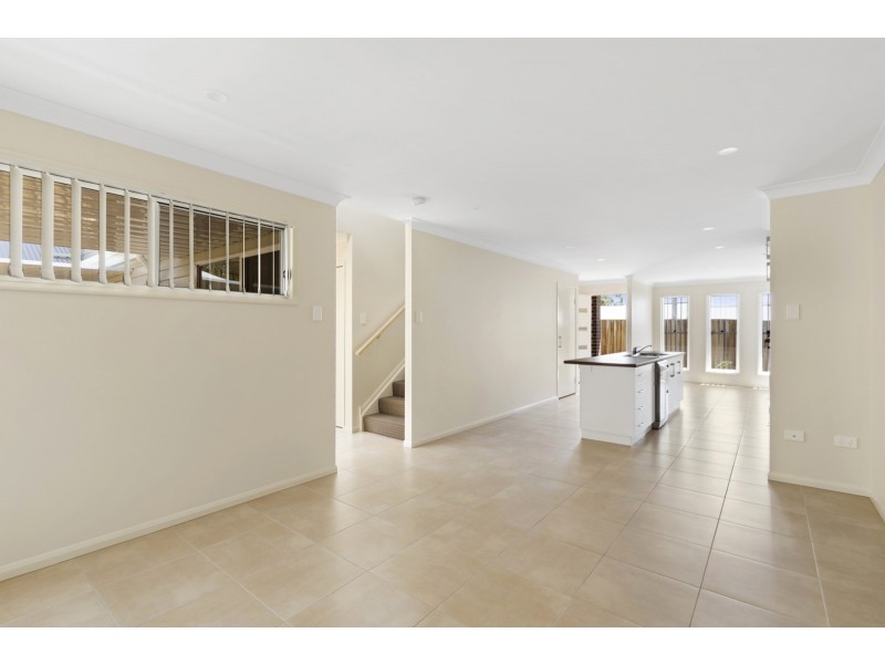 2/10 Morton Street, South Toowoomba QLD 4350