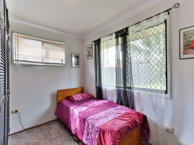 8 Tyson Street, Newtown QLD 4350