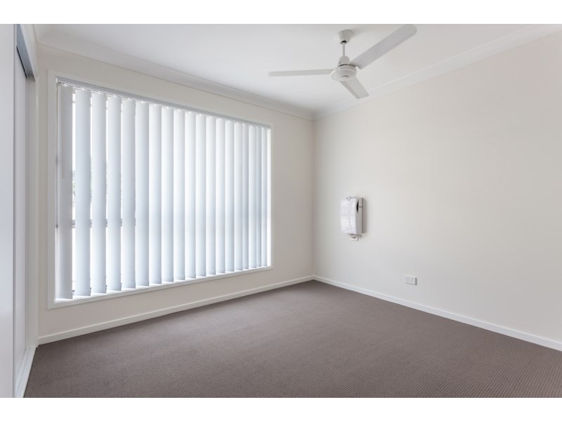 1 & 2/1a Weetwood Street, Newtown QLD 4350