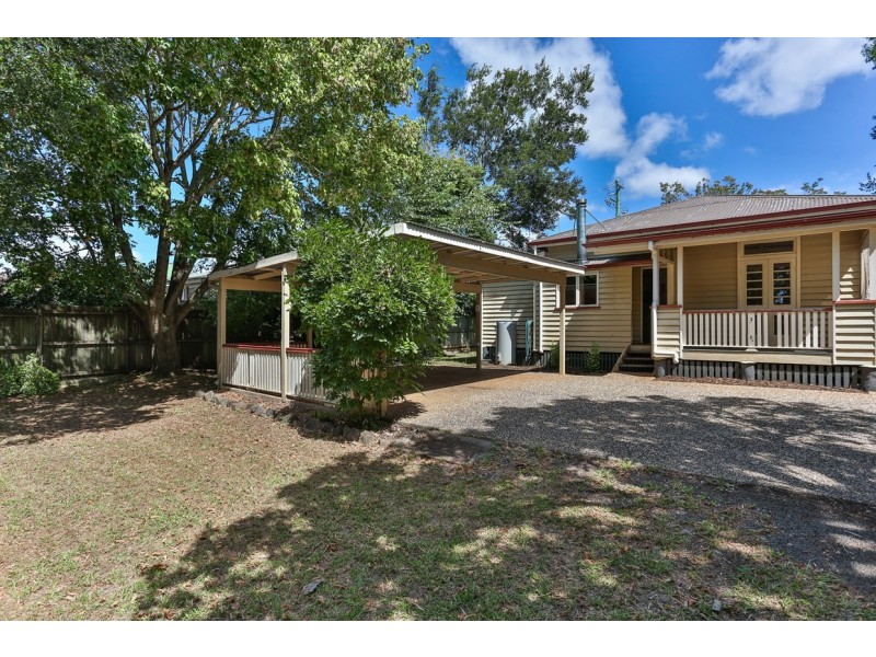 25 Albert Street, Newtown QLD 4350