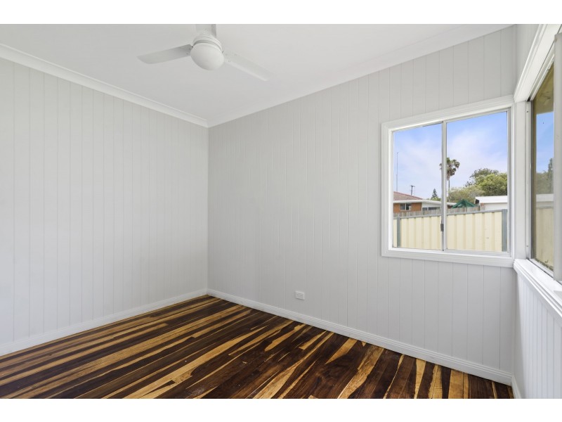 63 Glenvale Road, Newtown QLD 4350