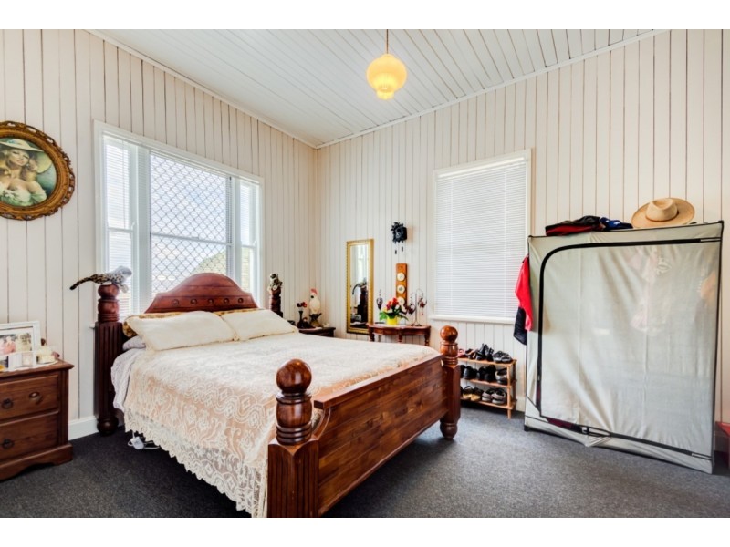 21 McDowall Street, Newtown QLD 4350