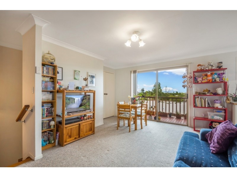 1/19 Noll Street, Kearneys Spring QLD 4350
