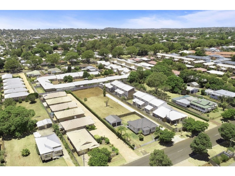 44a Gordon Avenue, Newtown QLD 4350