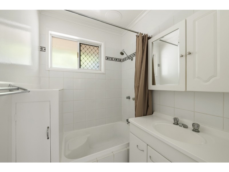 200 Mackenzie Street, Rangeville QLD 4350