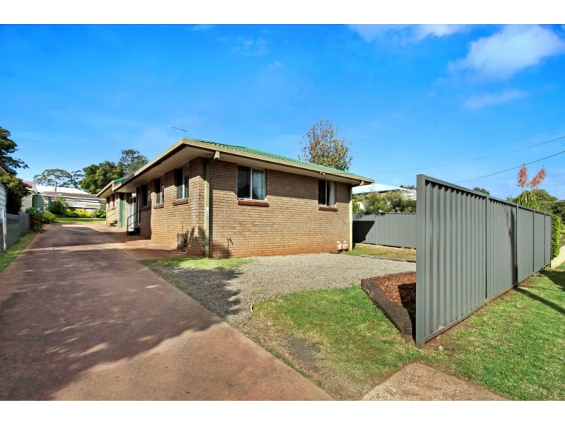 200 Mackenzie Street, Rangeville QLD 4350