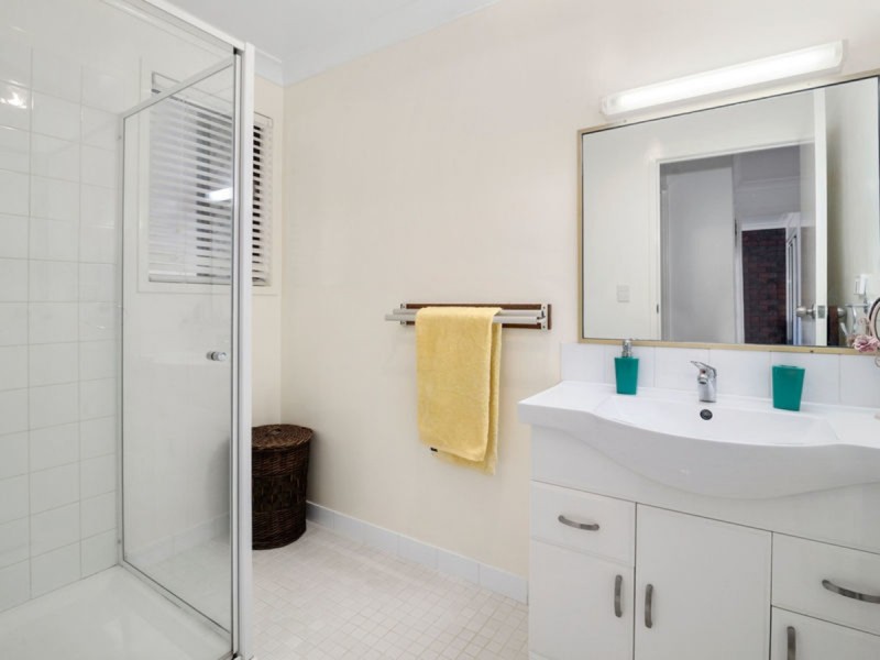 8/1 Whichello Street, Newtown QLD 4350