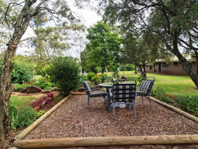 8/1 Whichello Street, Newtown QLD 4350
