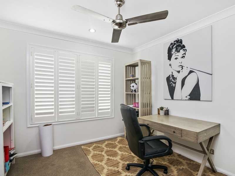 57 Venice Street, Burleigh Waters QLD 4220