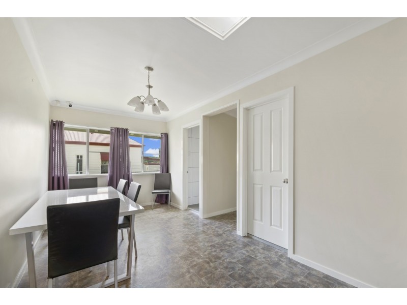 102 James Street, South Toowoomba QLD 4350