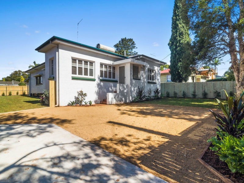 102 James Street, South Toowoomba QLD 4350