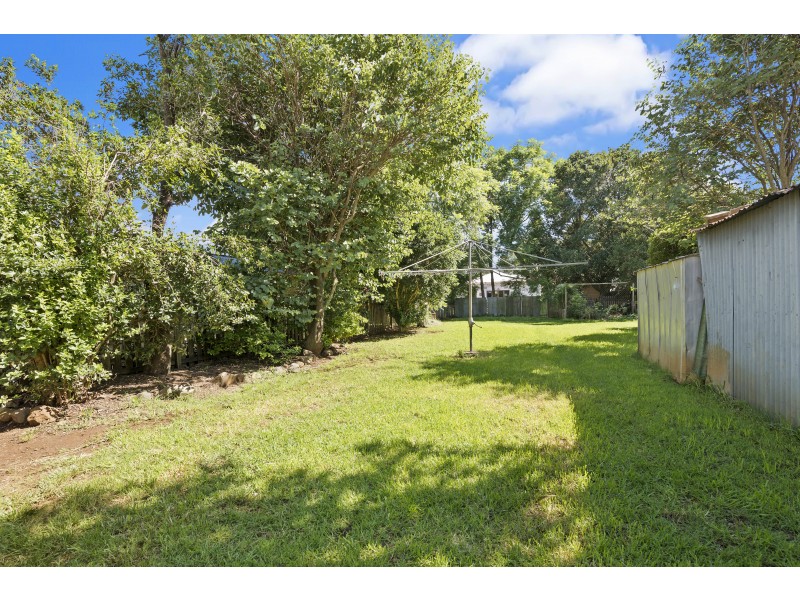 43 Wallace Street, Newtown QLD 4350