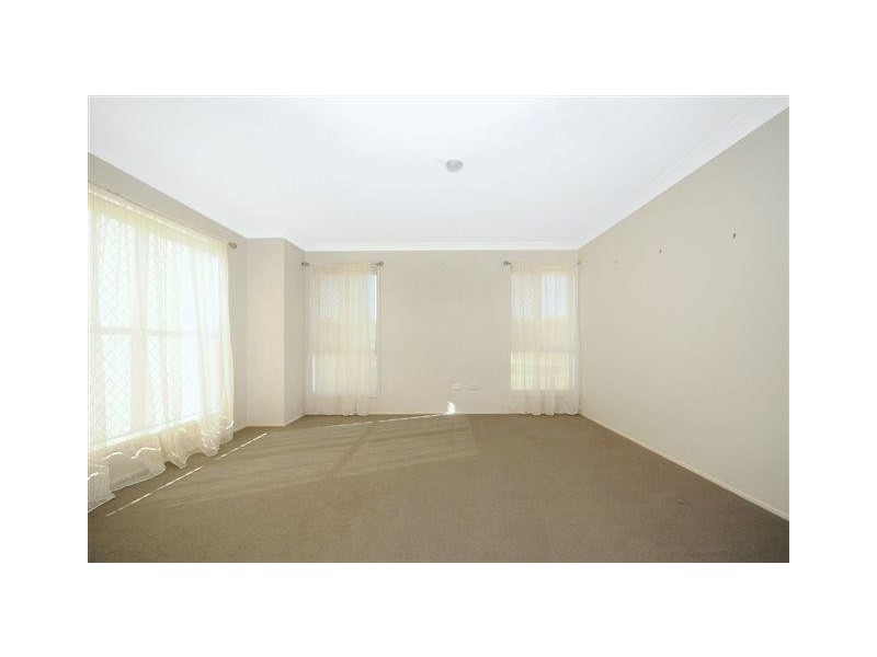 1 Angus Street, Highfields QLD 4352