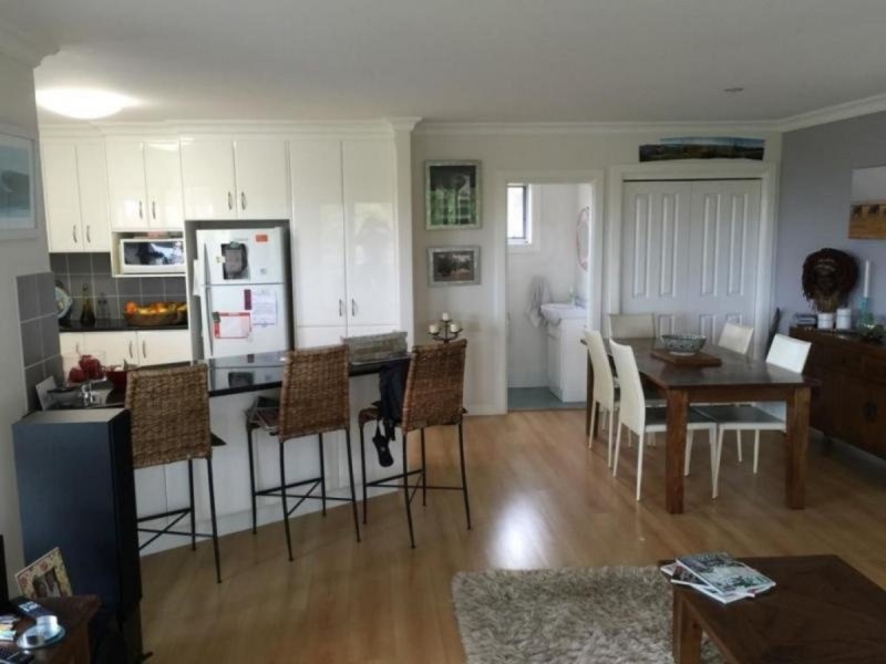 7B Oceanview Crescent, Emerald Beach NSW 2456